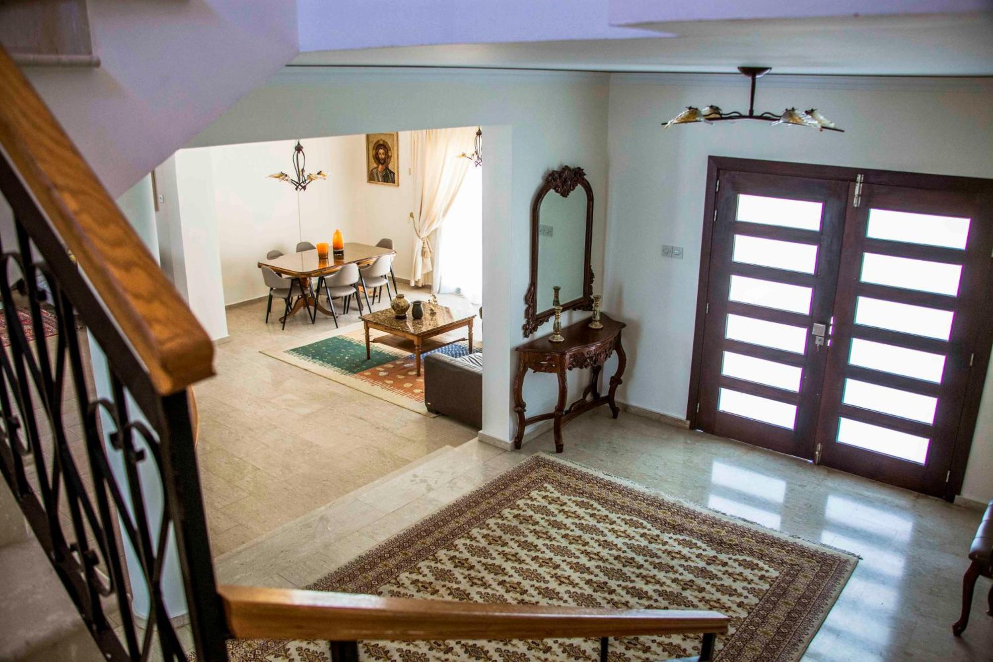 6 Bdr Villa With Tennis Court Paphos Exterior photo