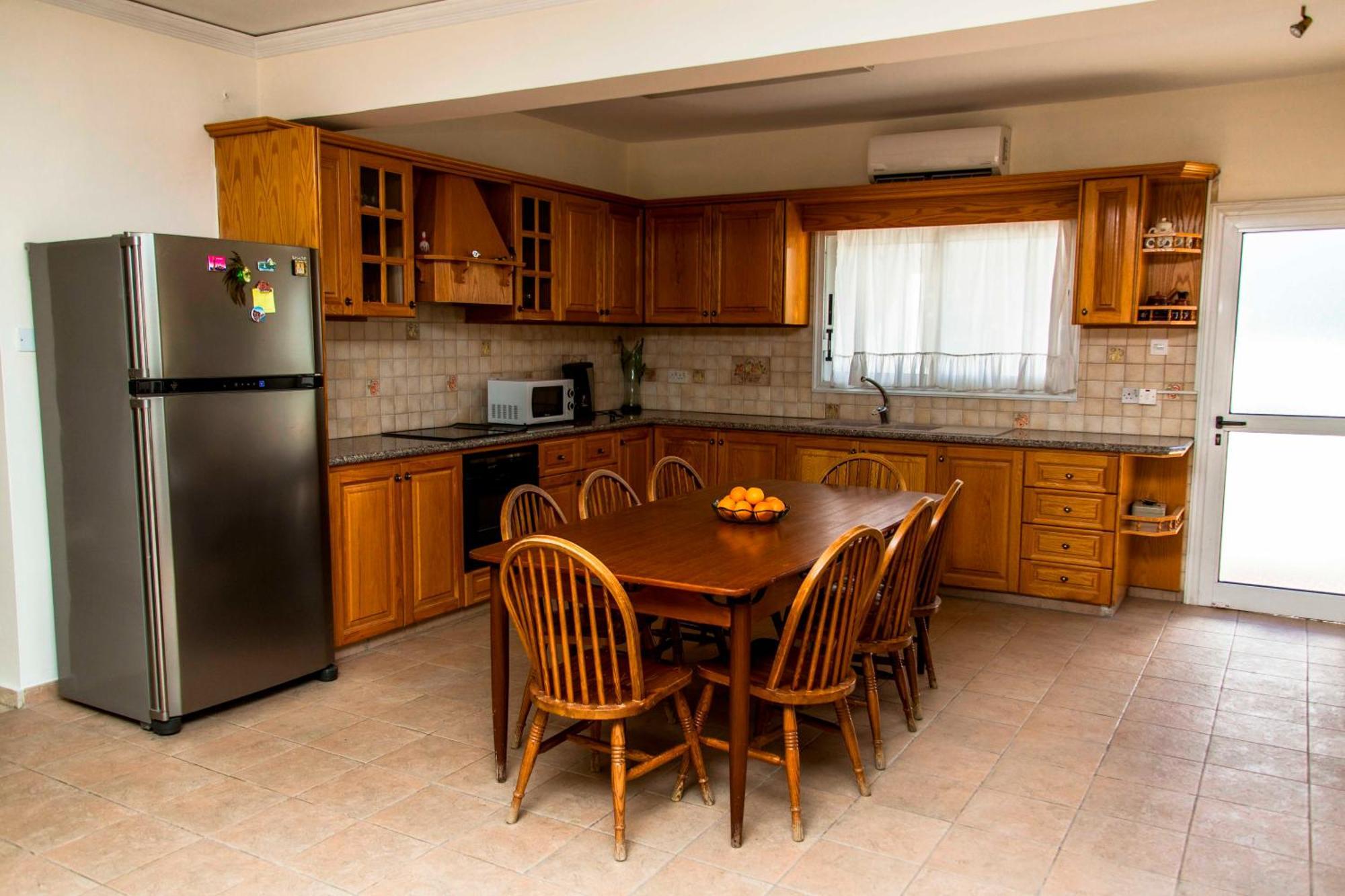 6 Bdr Villa With Tennis Court Paphos Exterior photo